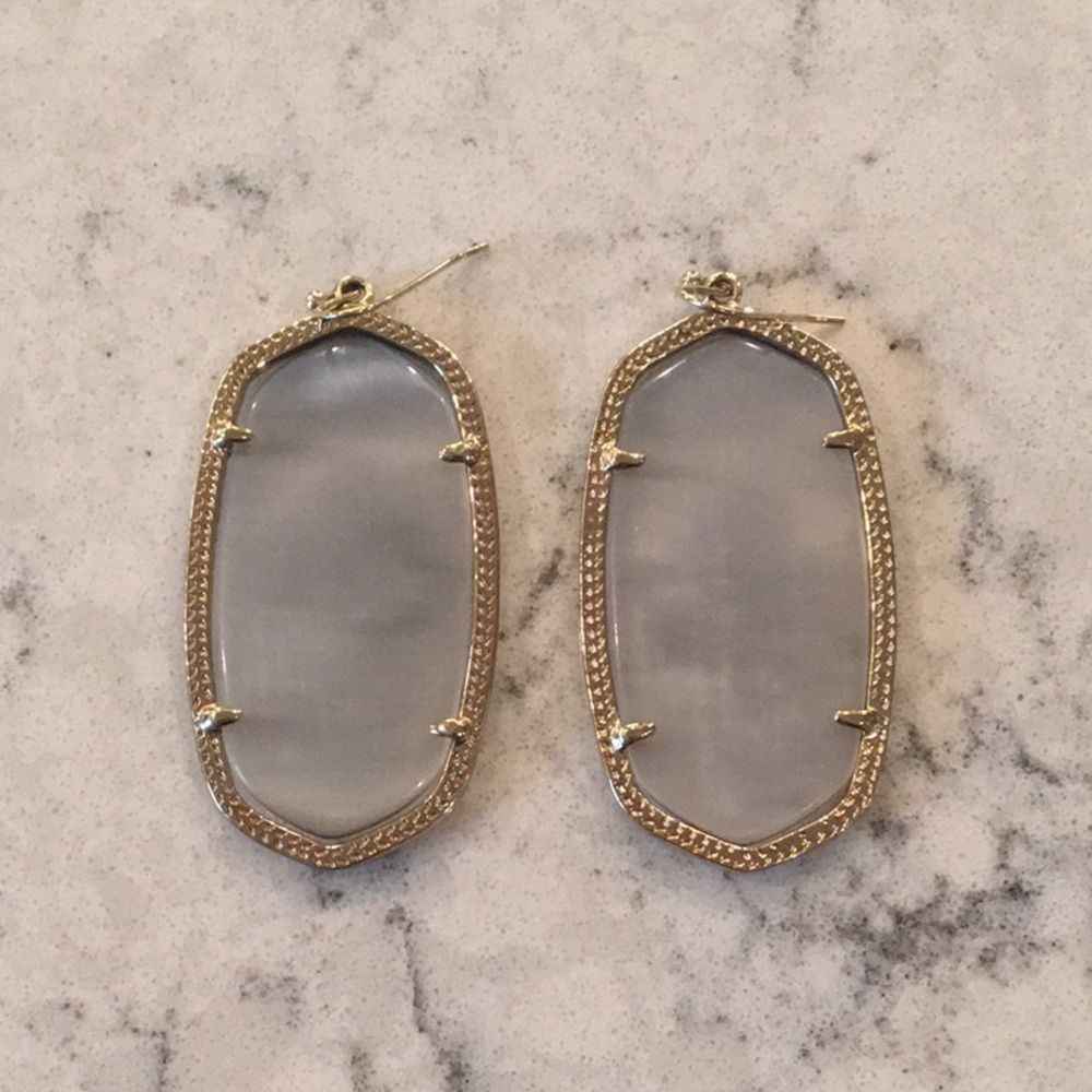 Kendra Scott grey earrings